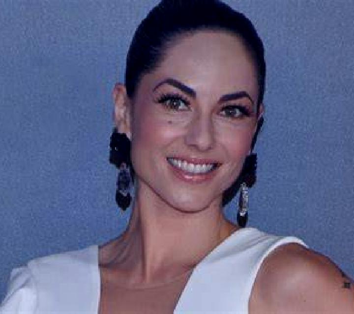 Laia 3 Cerda escort