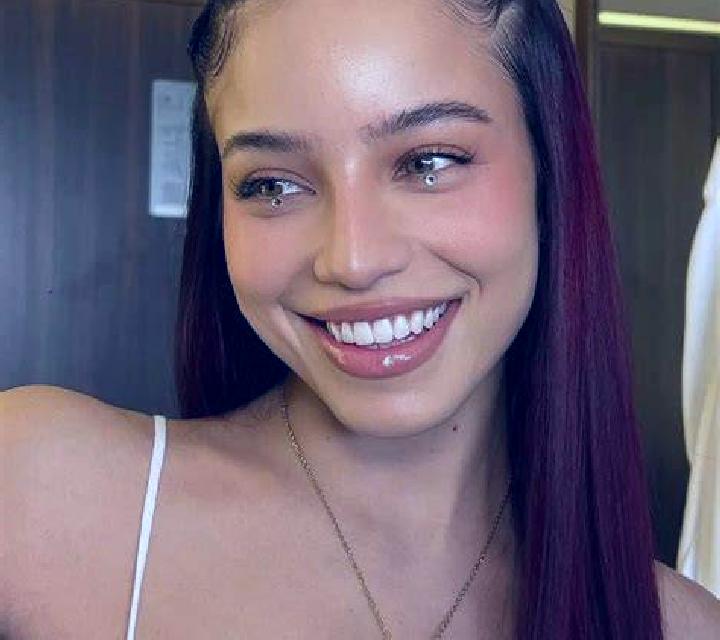 Lola 2 Yebra escort