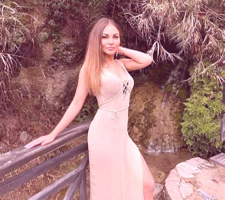 Lola 3 Etxalar escort