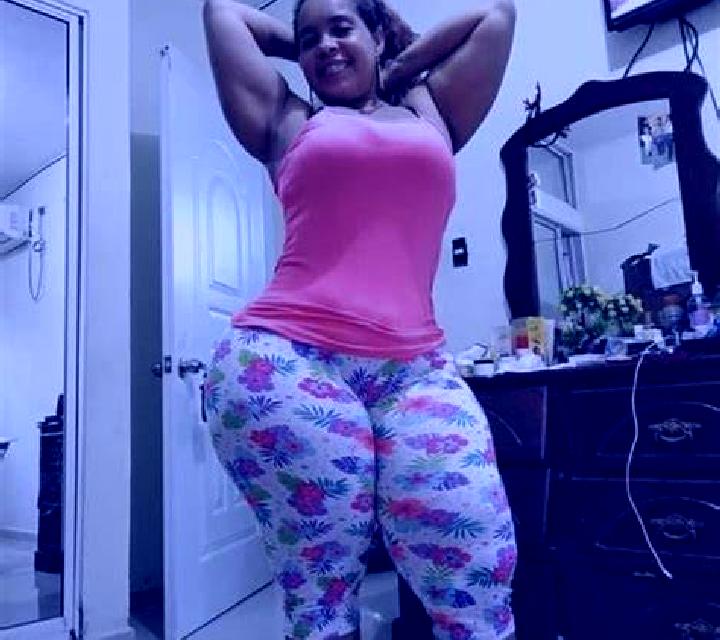 Lola 3 Otura escort