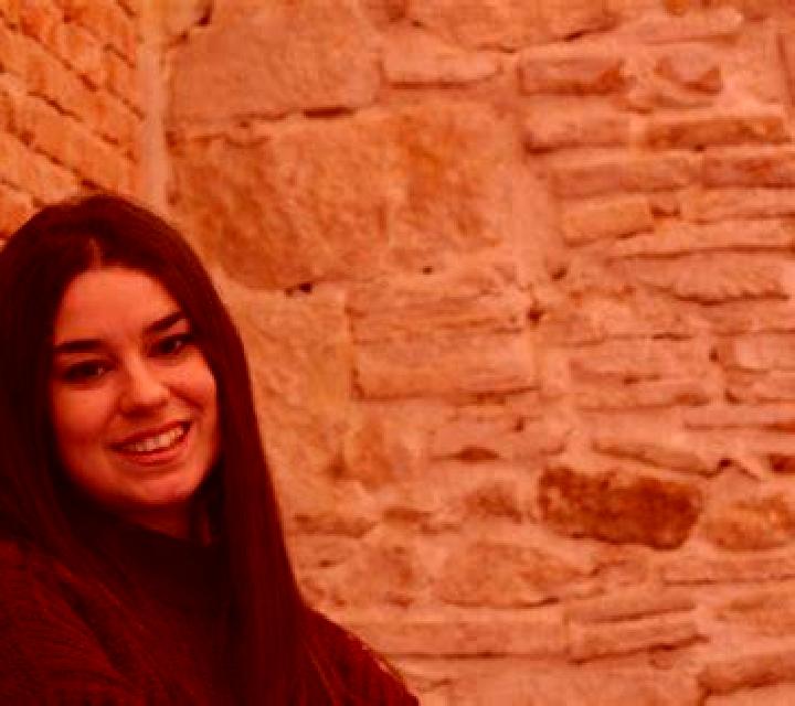 Lola 3 Seno escort