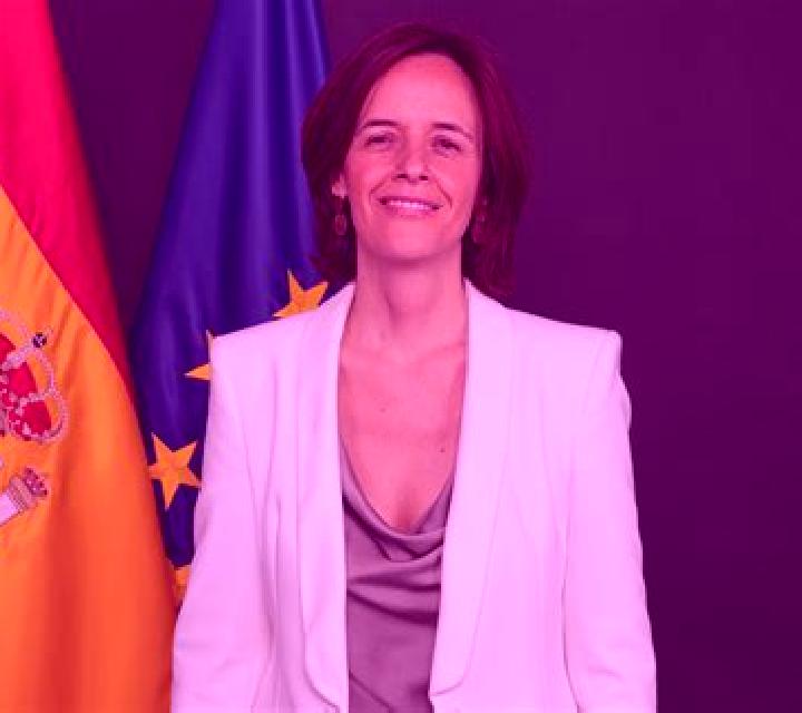 Lola Covarrubias escort
