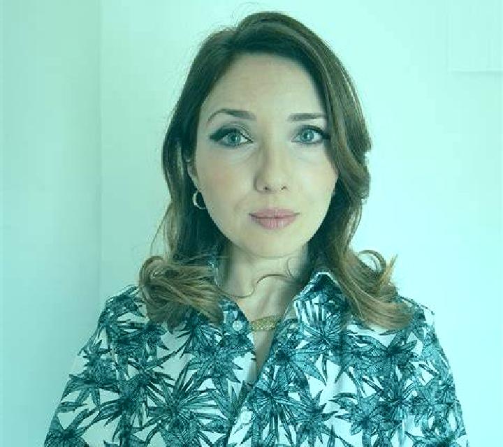Lola La Oliva escort