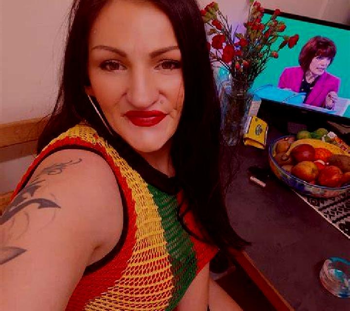Lorena Torlengua escort