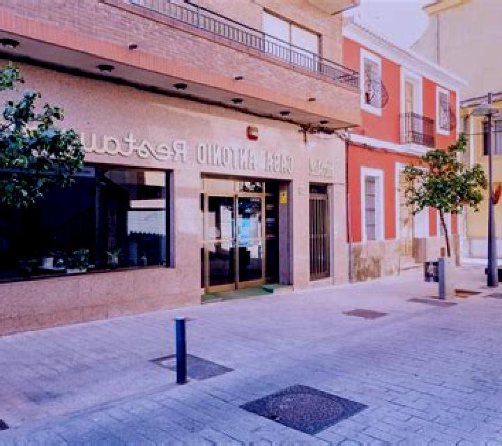 Lucía Villarmentero de Campos escort