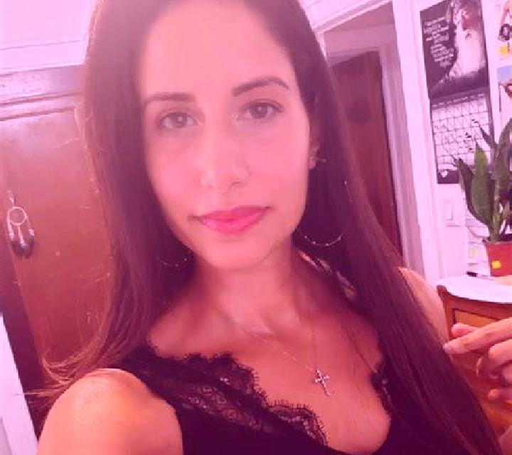 Malena 2 Iza escort