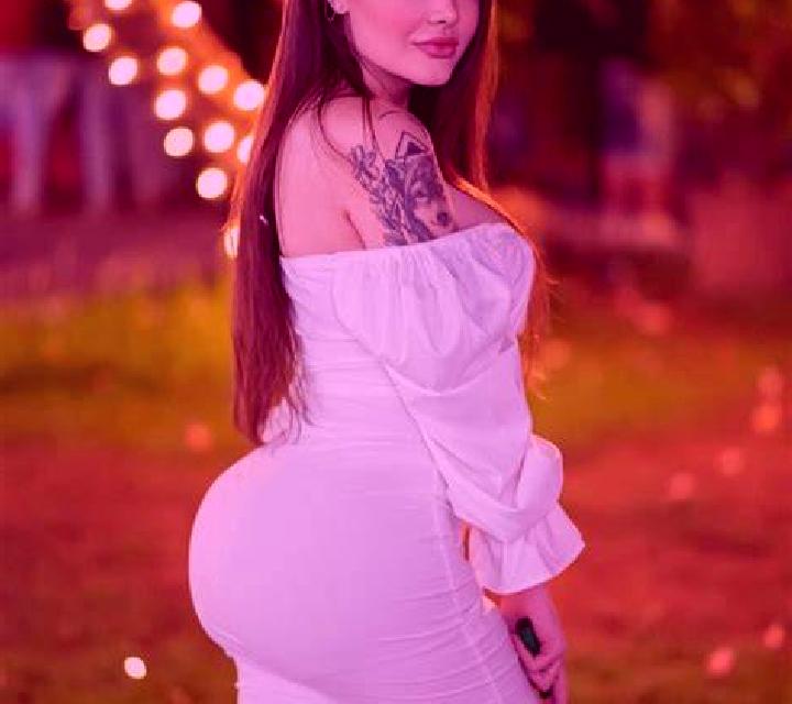 Malena Ceclavin escort