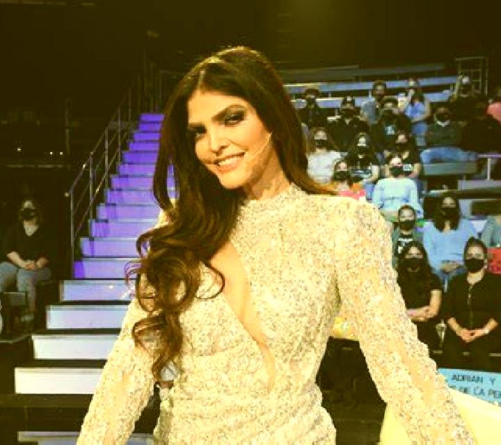 Malena Vall-Llobrega escort