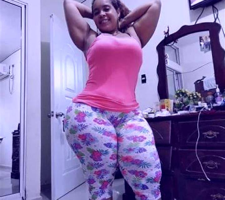 Manuela Arroyo de la Luz escort