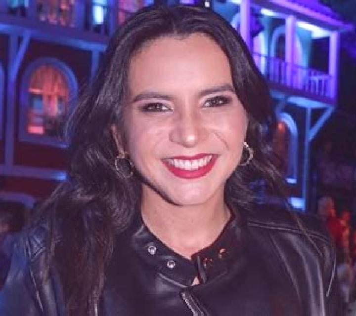 María 3 Ainsa escort