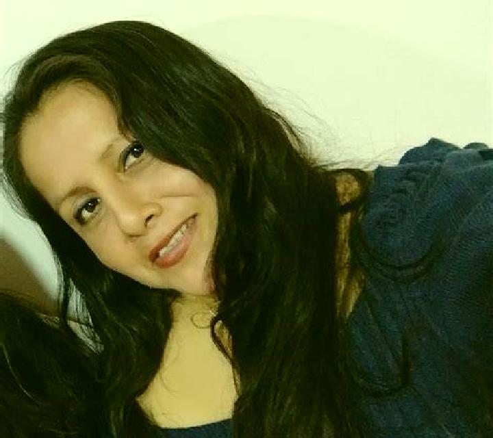 María Hernialde escort