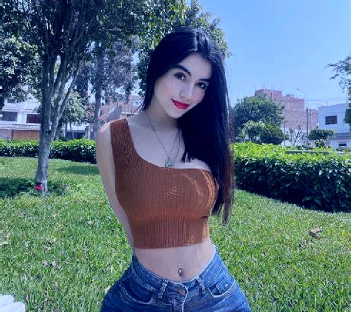 María Tortola de Henares escort