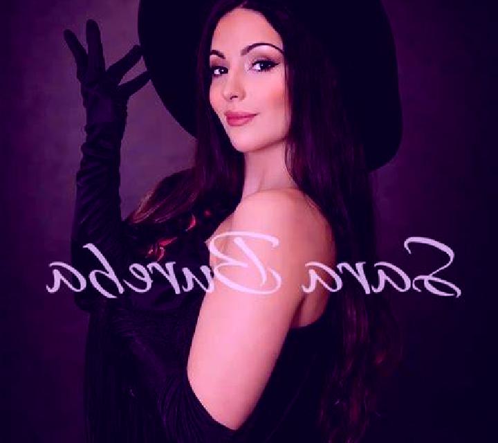 Mariana Bailen escort