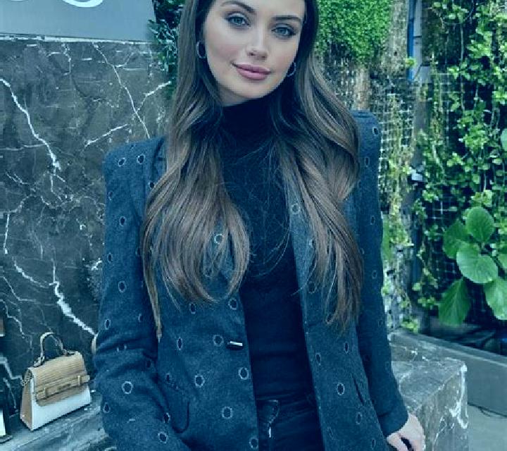 Marta 2 Ortuella escort
