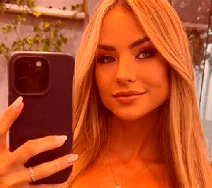 Marta Fuentecantos escort