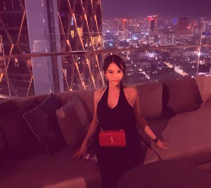 Marta Pradolongo escort