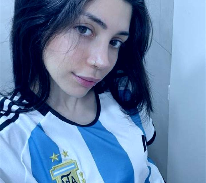 Martina 3 Corullon escort