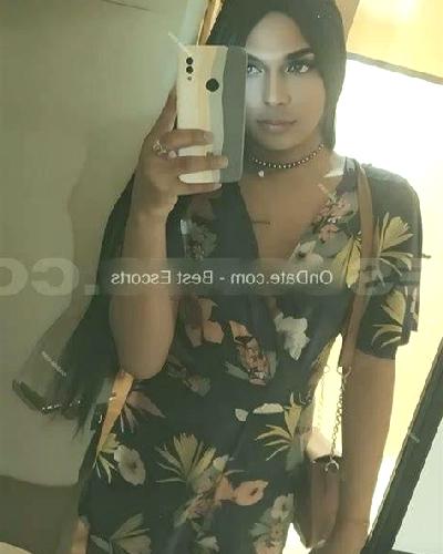 Martina Cadiz escort