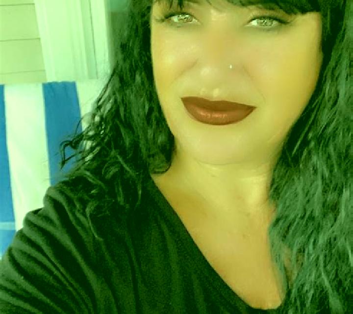 Miriam Mos escort