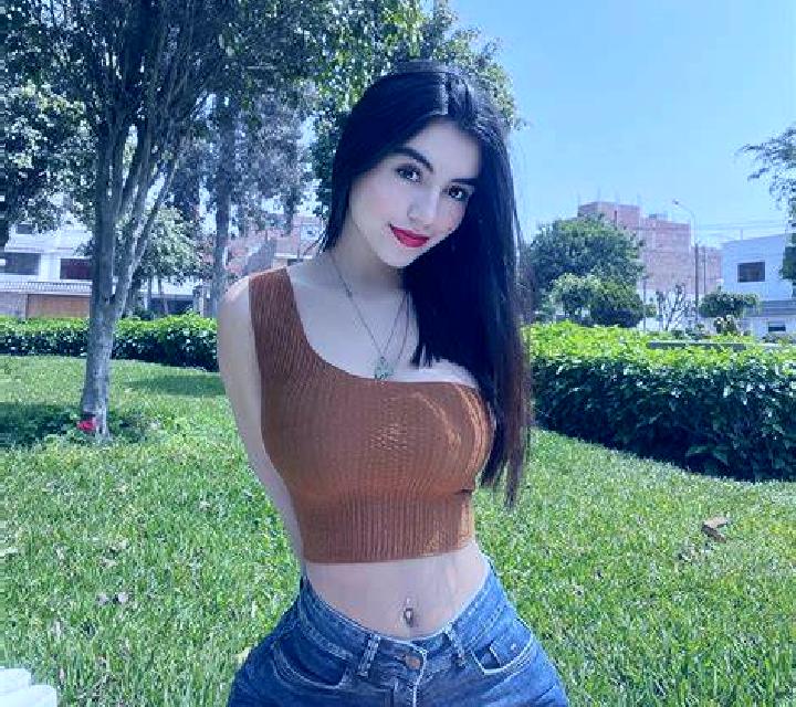 Ángela 3 Ciruelos escort