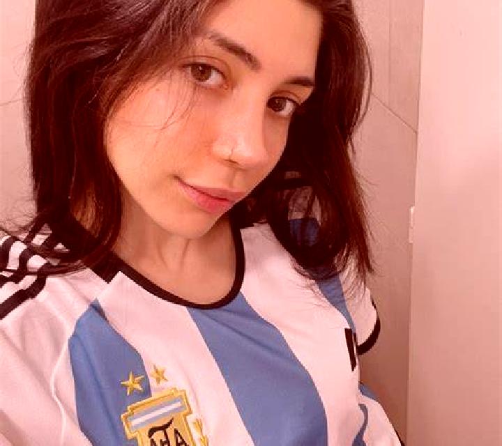 Ángela Nava de Roa escort