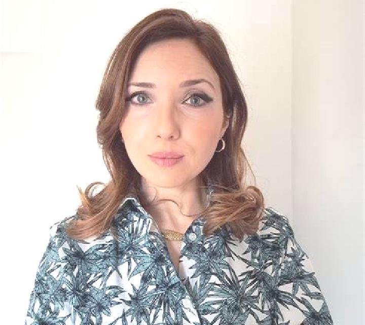 Noa Ejea de los Caballeros escort