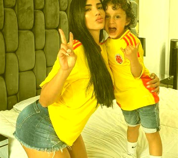 Noa Mozota escort