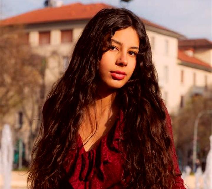 Noelia Beas de Granada escort
