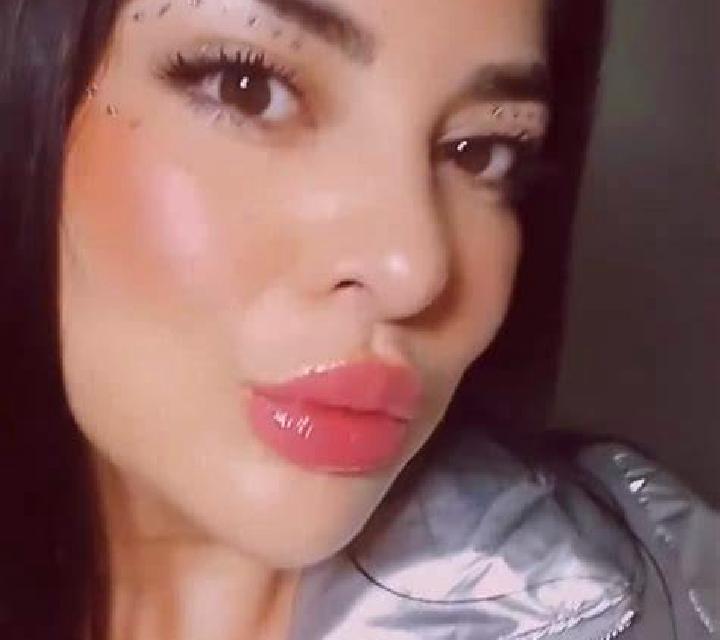 Nora 2 Les escort
