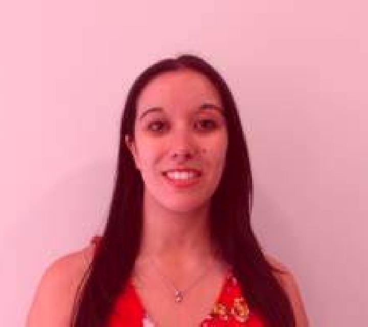 Nora Llutxent escort