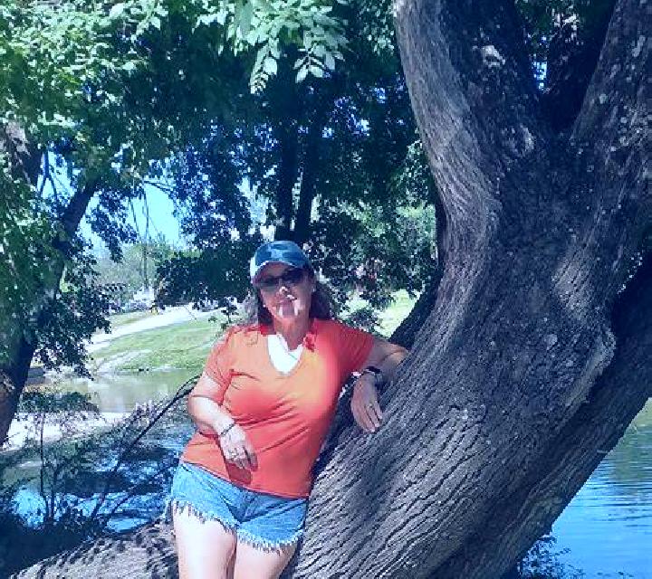 Nora Quatretonda escort