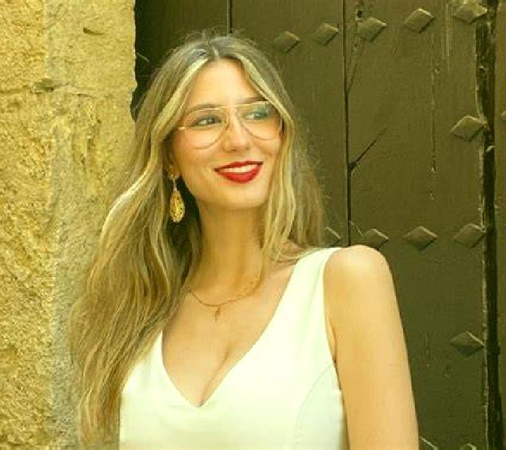 Paula Amoeiro escort