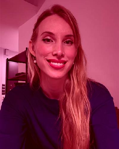 Paula Gueejar-Sierra escort