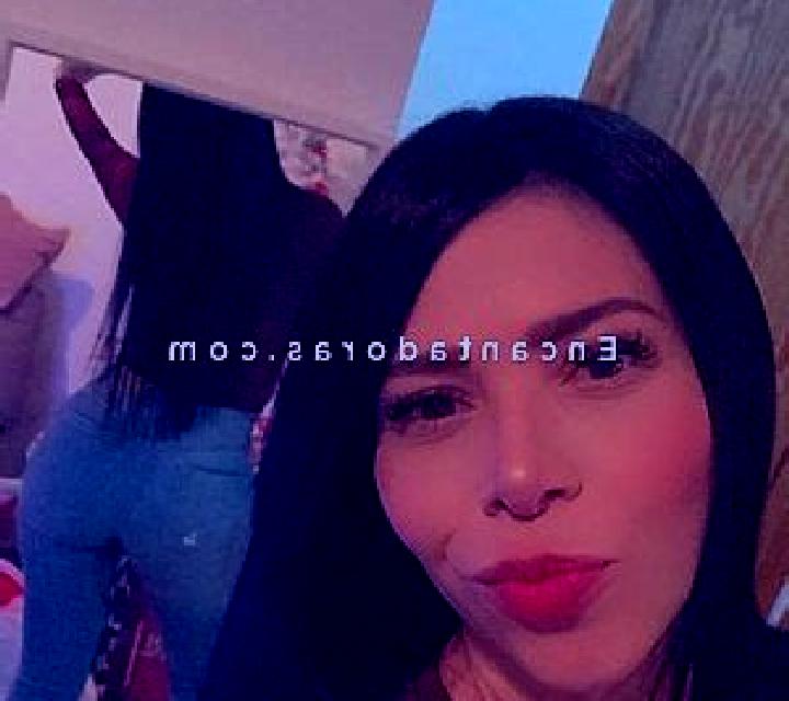 Renata Alcala del Jucar escort