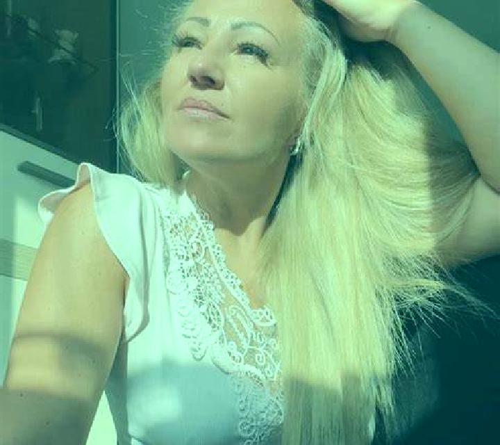 Renata Sartaguda escort