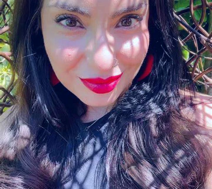 Sara 3 Muda escort