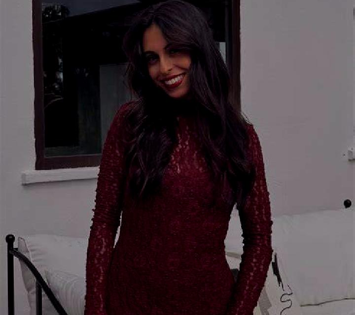 Sara 3 Tiana escort