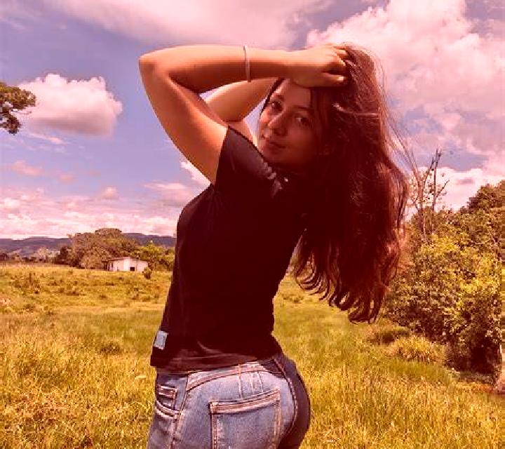 Sara 3 Tormon escort
