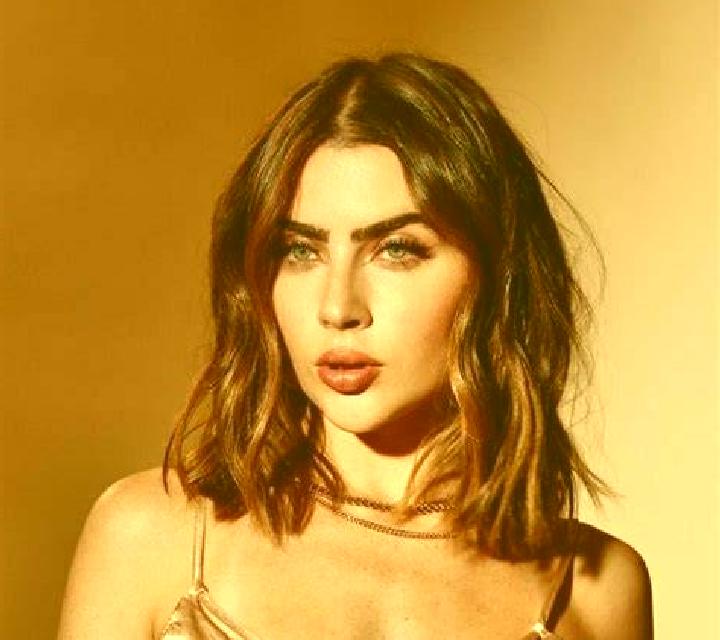 Sara Somozas escort