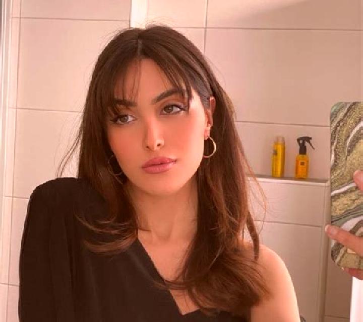Selene 3 Alcantara escort