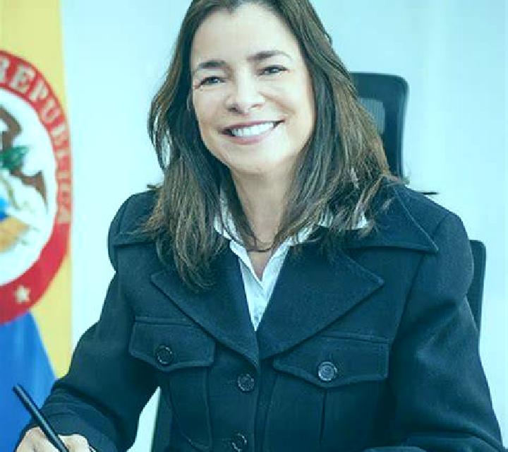 Selene Fresneda de la Sierra Tiron escort