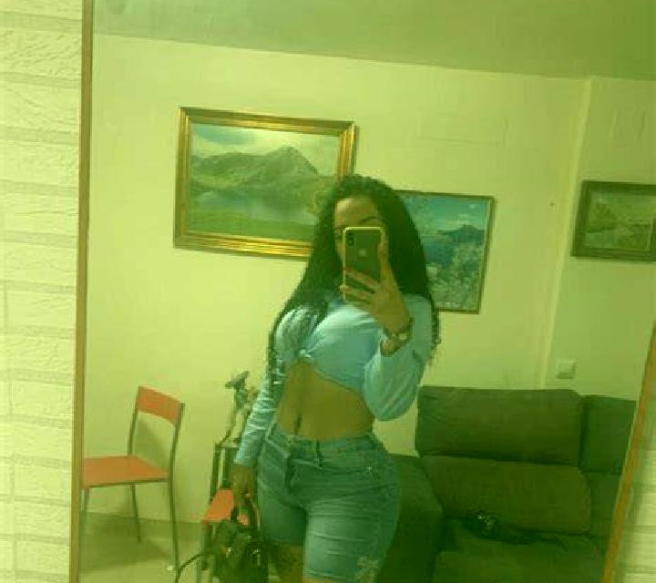 Verónica Cadiar escort