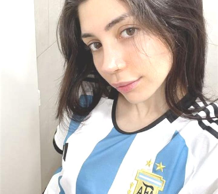 Ximena Iturrama escort