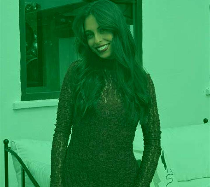 Zara Deza escort