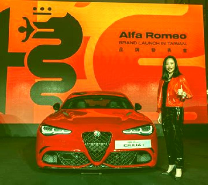Zara Gemuno escort